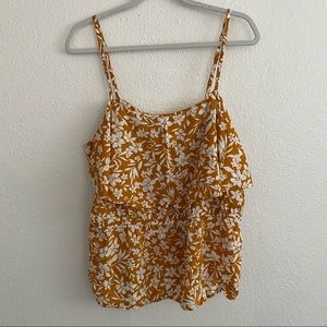 🌻 Fluttery floral tank